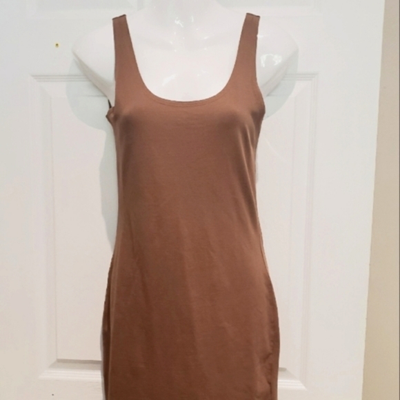 H&M Dresses & Skirts - Stretchy H&M dress
